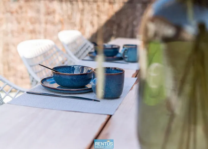 Mater Maris - With Large Garden And Garage *